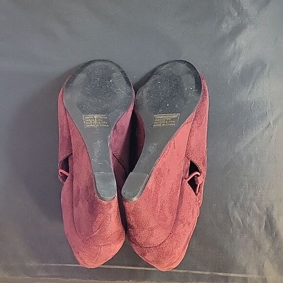 JOURNEE COLLECTION CUT-OUT OPEN TOE WOMEN'S WEDGE HEELS SHOES - Picture 15 of 16